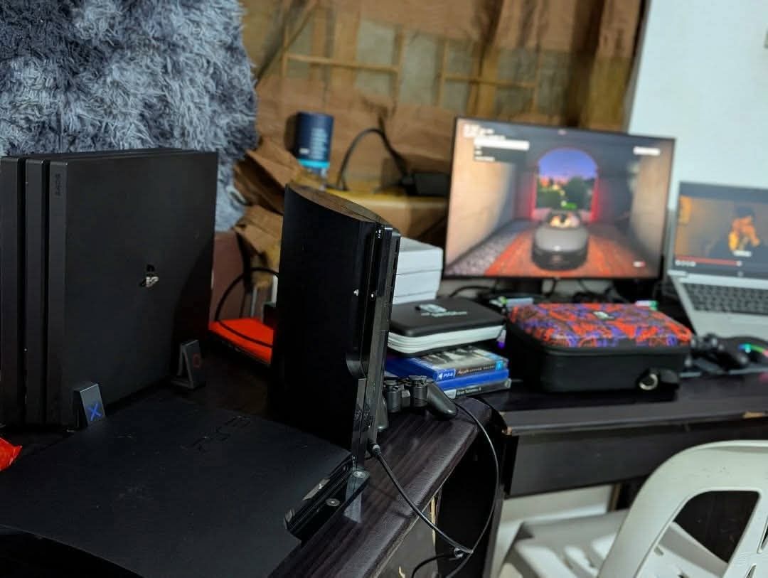 PS3 SLIM 500GB Jailbreak 30 GAMES Installed - No Issue (Category: PlayStation) located in Marikina City. Submitted by daveazarc15386 (Listing ID 1463683596, Image 2). Description: PS3 SLIM 500GB Jailbreak 30 GAMES Installed - No Issue 4500 Each✨ NO OVERHEATING | DEEP CLEANED | 220V READY Deep Cleaned: Interior is 100% dust-free. Jailbroken: Latest Evilnat CFW installed. 📦 INCLUSIONS: -1 (DualShock3) Controller -Complete Cables: Power, Charging a