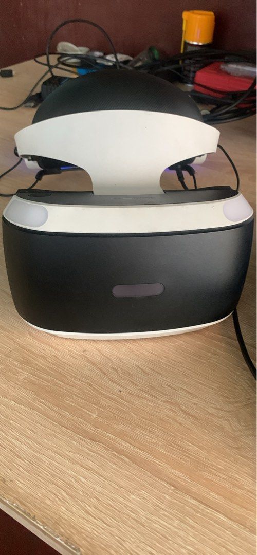 Ps4 - PSVR bundle (Category: Everything Else Others) located in Davao. Submitted by heracle (Listing ID 1463669596, Image 1). Description: For sale Ps4 slim Issue : exterior scratches, r1 and r2 button not working Psvr Issue : need lens cleaning only.