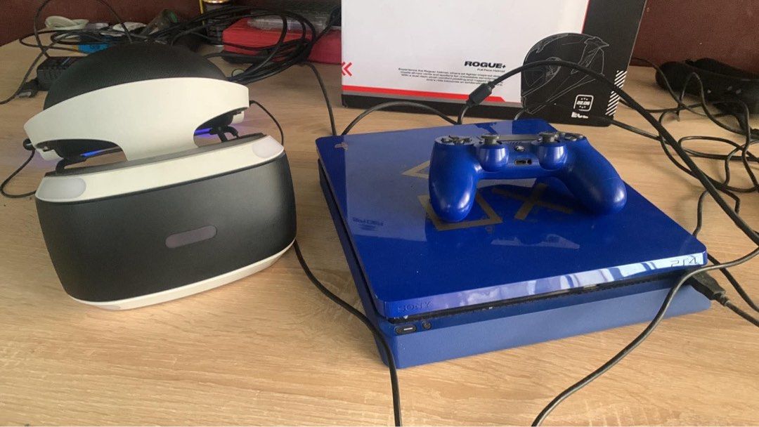 Ps4 - PSVR bundle (Category: Everything Else Others) located in Davao. Submitted by heracle (Listing ID 1463669596, Image 3). Description: For sale Ps4 slim Issue : exterior scratches, r1 and r2 button not working Psvr Issue : need lens cleaning only.