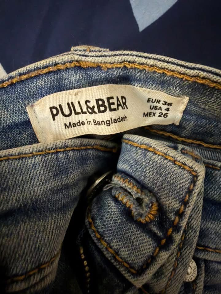 Branded Jeans Bundle 500 for 3 (Category: Jeans) located in Marikina City. Submitted by lemonlover2 (Listing ID 1463720751, Image 3). Description: 📍Marikina City 3 Jeans for ₱500 no issues Fits size 25 to 26 Check pics please. Comment if interested Thank you!.