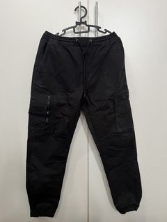 (Category: ) located in . Submitted by streetwear77 (Listing ID 1463637551, Image 1). Description: .
