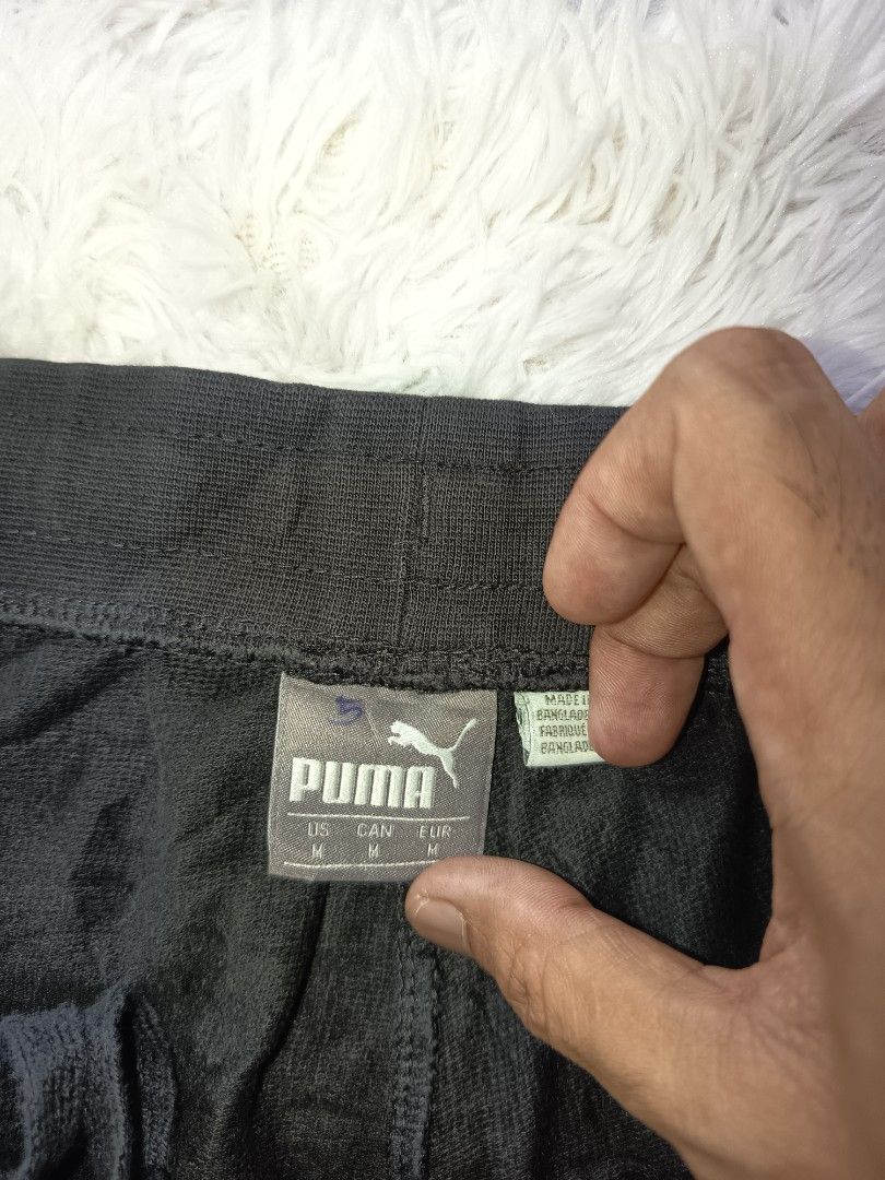Puma Shorts Camouflage (Category: Shorts) located in Pasay City. Submitted by ODDXX (Listing ID 1463628242, Image 3). Description: Solid neto! Ganda promise fit to size 30 Waist No issue. No crack prints. Lalabhan mo nlng! 399php +SF only!.