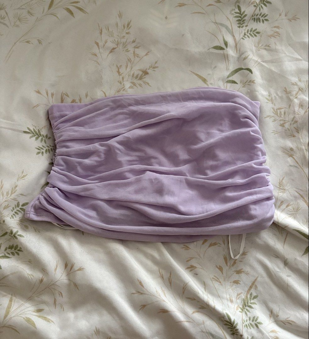 Purple Tube Top (Category: Sleeveless) located in Manila. Submitted by hygeia555 (Listing ID 1463742257, Image 1). Description: .