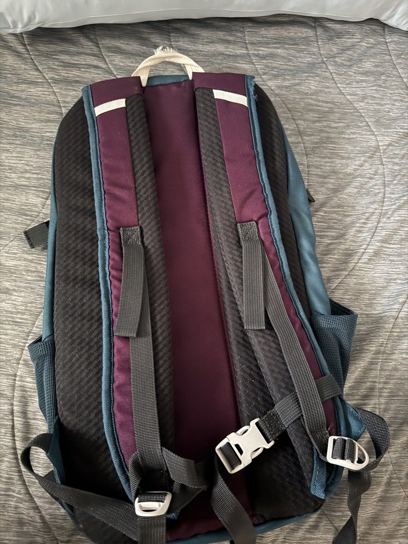 Quechua Backpack Teal and Burgundy (Category: Backpacks) located in Las Pinas. Submitted by megalleon8 (Listing ID 1463692300, Image 2). Description: - Quechua Teal & Burgundy Backpack - Multiple compartments inside - Adjustable straps for comfort - 20 liters capacity - Brand: Decathlon.