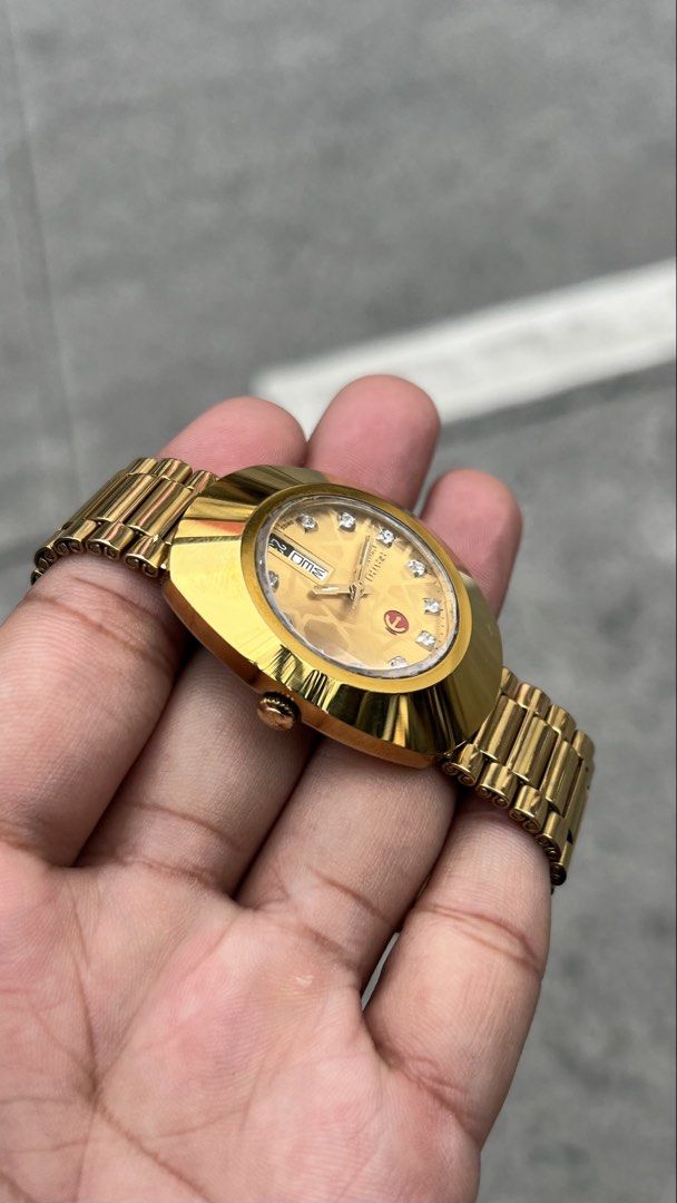 Rado Diastar “Gold Star Dial” Mens (Category: Luxury Watches) located in Caloocan City. Submitted by _alennchan (Listing ID 1463676648, Image 2). Description: Rado Diastar “Gold Star Dial” Mens - Condition: 9.7/10 - No issue/ Mint condition - Up to 8.5 Wrist Size - Case size approx 36mm - Diamond Index - Automatic Movement -6’Oclock Day Date Calendar - Comes with replacement box Inclusions: Unit, Replacement Box & Paper bag 🏷️ ₱45,999 PHP Negoti