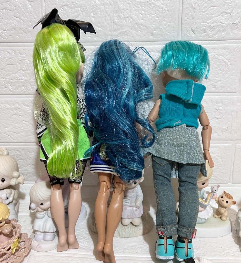 Rainbow high (Category: Kids Toys) located in Pulilan. Submitted by ginacunanan (Listing ID 1463692023, Image 2). Description: Rainbow high Fashion Dolls.