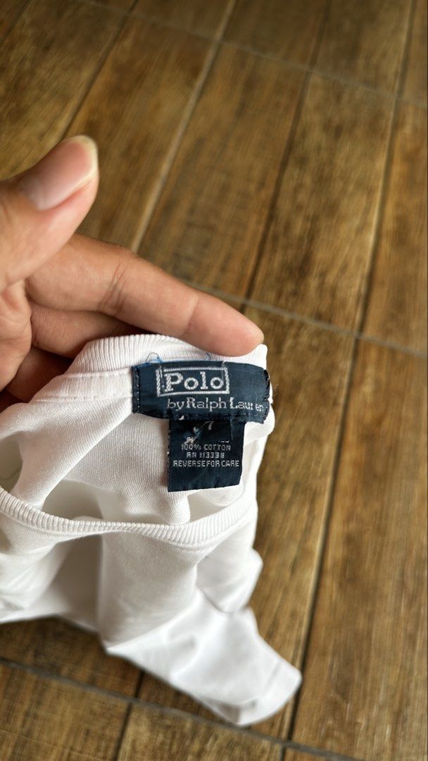 RALPH LAUREN BASIC TEE (Category: Tshirts & Polo Shirts ) located in Manila. Submitted by urban.vintage (Listing ID 1463588853, Image 3). Description: ISSUE: NONE ( NEED WASH ) MOP :GCASH ( NO COD ) SHIP VIA : LALAMOVE & J&T LOCATION : PASIG CITY LENGTH : 16 WIDTH : 14-15.