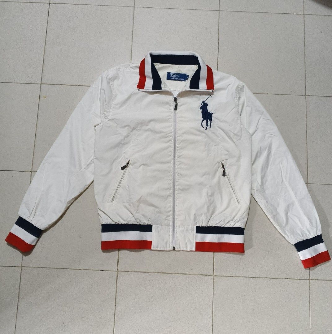RALPH LAUREN JACKET (Category: Coats, Jackets and Outerwear) located in Manila. Submitted by mysamieeee (Listing ID 1463618751, Image 1). Description: DIMES : 22x24 CONDITION : EXCELLENT COLOR RATE : 9/10 MOP GCASH GOTYME BANK TRANSFER.