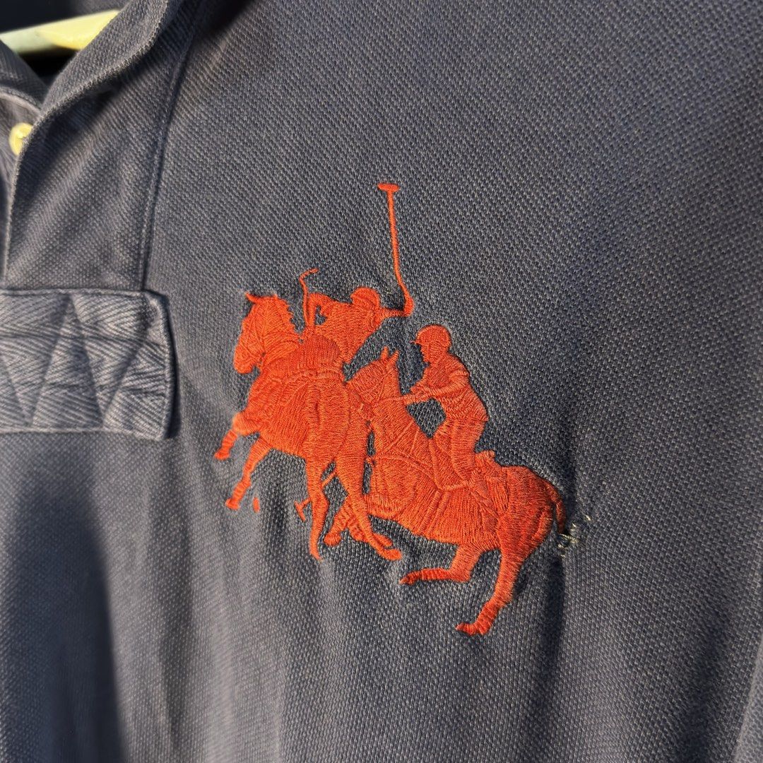 Ralph Lauren Longsleeve (Category: Tshirts & Polo Shirts ) located in Ozamiz City. Submitted by vanouy (Listing ID 1463671789, Image 2). Description: 22x27 Sign of repair.