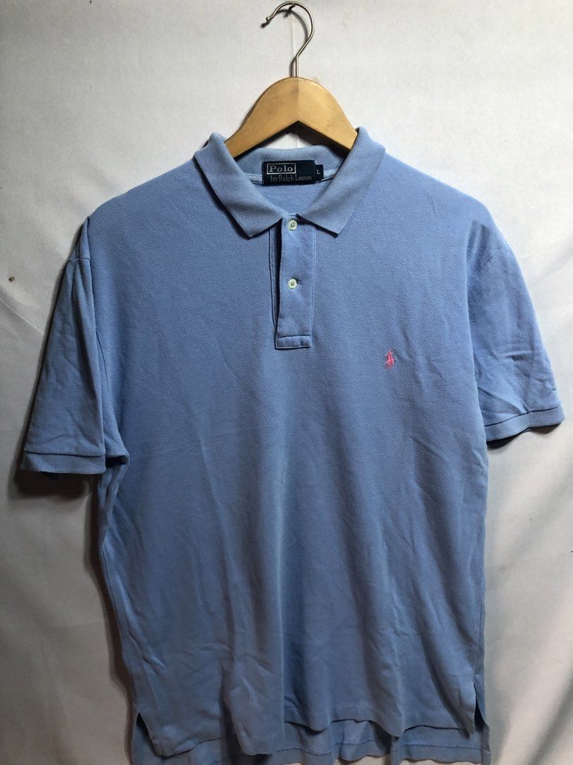 Ralph lauren polo (Category: Tshirts & Polo Shirts ) located in Cagayan de Oro. Submitted by kennymiiiiii (Listing ID 1463660603, Image 2). Description: 23*30 Minimal fade on the neck no visible its folded Need wash posted some stains(washable) C58.