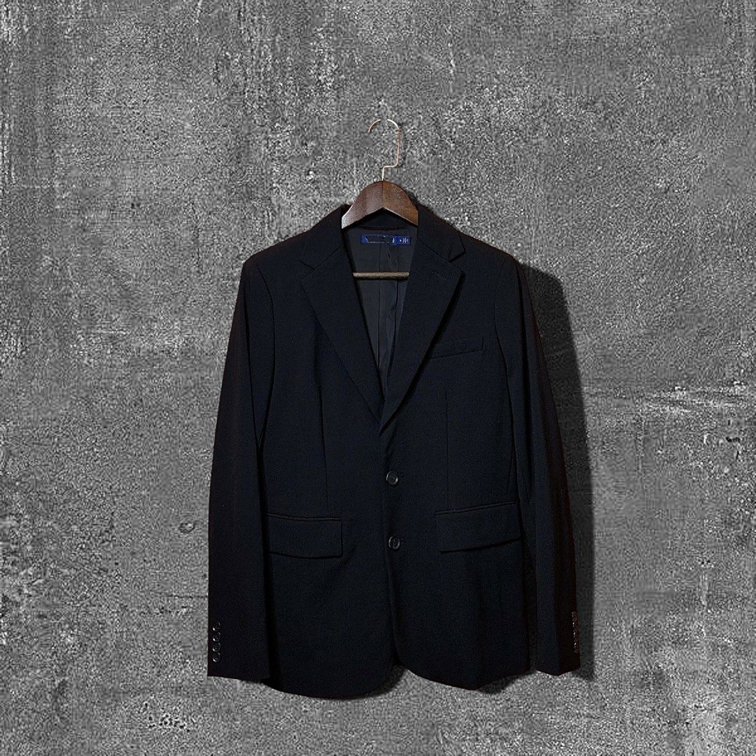 Ralph Lauren RL Coat (Category: Coats, Jackets and Outerwear) located in Quezon City. Submitted by donklasiko (Listing ID 1463635543, Image 1). Description: Condition: 9.5+/10 Pristine condition Issue: non Refer to the dimension 🤗 PM FOR MORE DETAILS NO RETURN, NO EXCHANGE & NO REFUND! ✅I ALSO ACCEPT TRADE/SWAP TO ANYTHING JUST DROP YOUR OFFER Please manage your expectations, this is a secondhand item. What you see is what you get 😊 💵MOP: GCAS