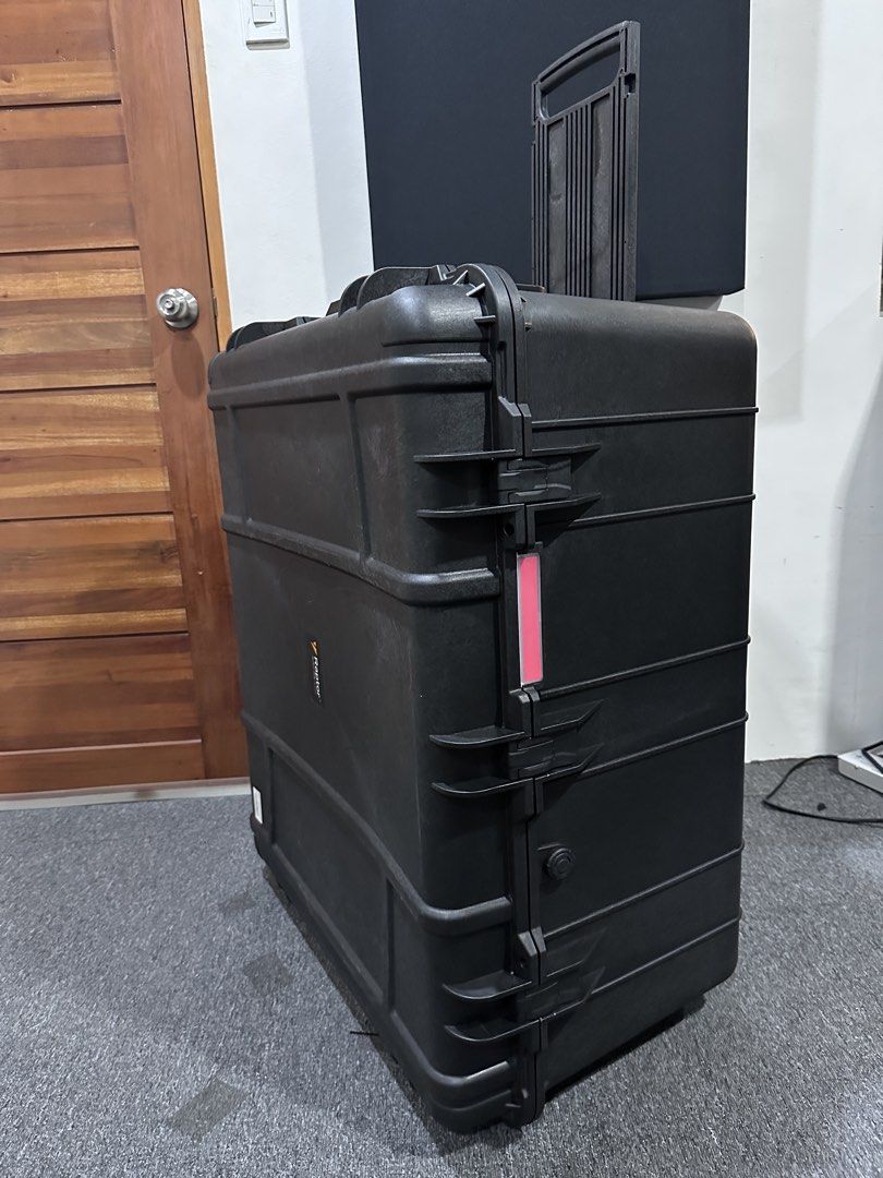 Raptor Black 8000 Hard Case (Category: Cases & Sleeves) located in Paranaque City. Submitted by musikisellerph (Listing ID 1463681517, Image 1). Description: Selling Raptor 8000 for php 19,000 Negotiable Only used as storage box inside studio and was never brought out of the studio Specs: https://raptor.ph/products/raptor-air-8000-trolley RFS: Realized it’s taking up too much space in the studio Foam inserts still inside Payment via gcash Deliver