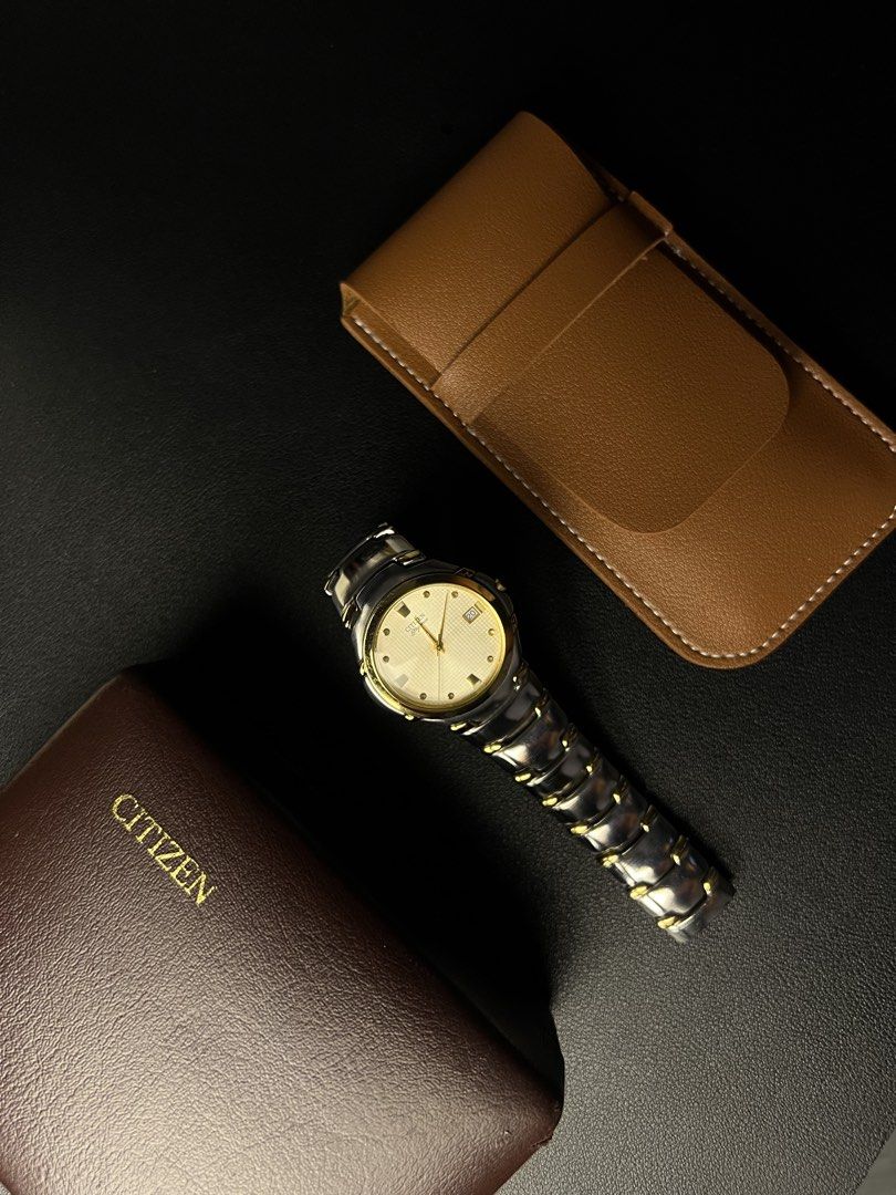 Rare Citizen Elegance (Category: Men's Watches) located in Quezon City. Submitted by phcrisis (Listing ID 1463708992, Image 3). Description: Citizen Elegance Signiture Quartz 112-s66137 36mm Case 28mm Lug to lug 8mm Case Height Works perfect condition 7,000.