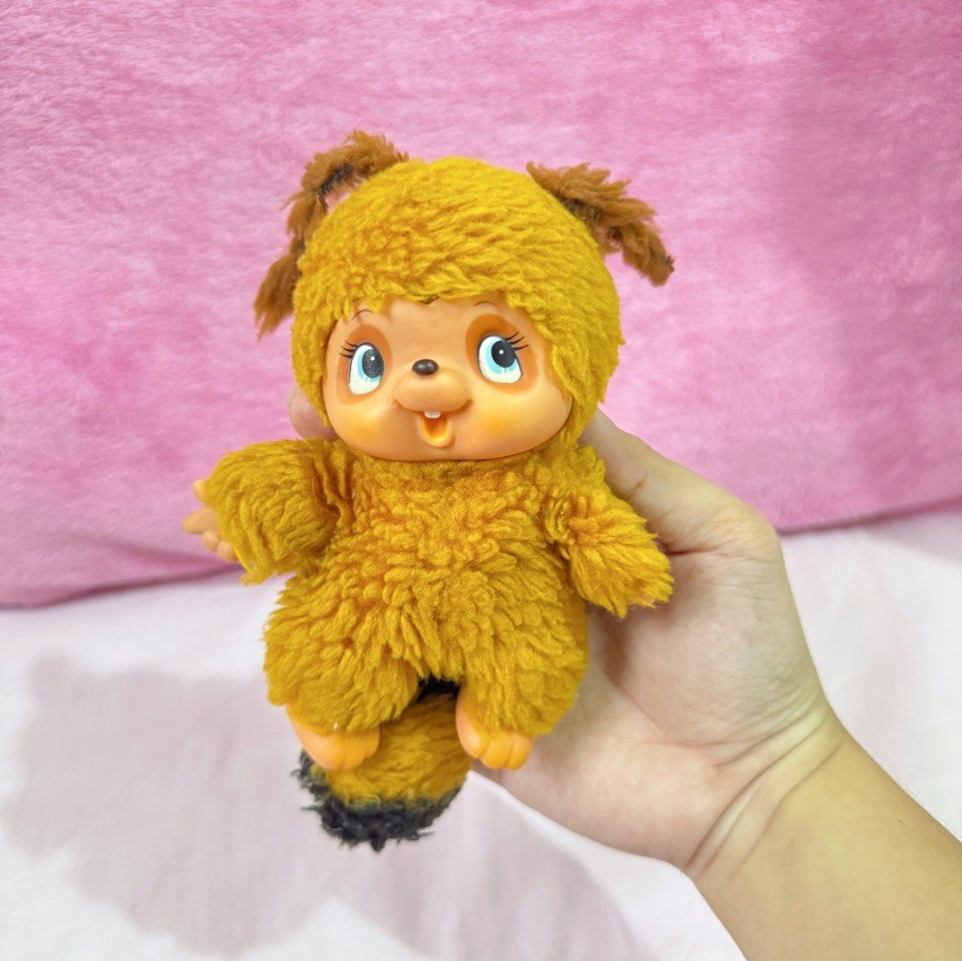 Rare Vintage Monchhichi Raccon Plush (Category: Plushies & Soft Toys) located in Manila. Submitted by ashyyel_ (Listing ID 1463680116, Image 1). Description: issue: yellowish sa paa niya (check last photo).