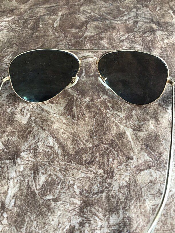 Rayban RB authentic (Category: Sunglasses & Eyewear) located in Baguio. Submitted by agozun61 (Listing ID 1463576396, Image 2). Description: Rayban RB 3025 aviator made in Italy.size 58.