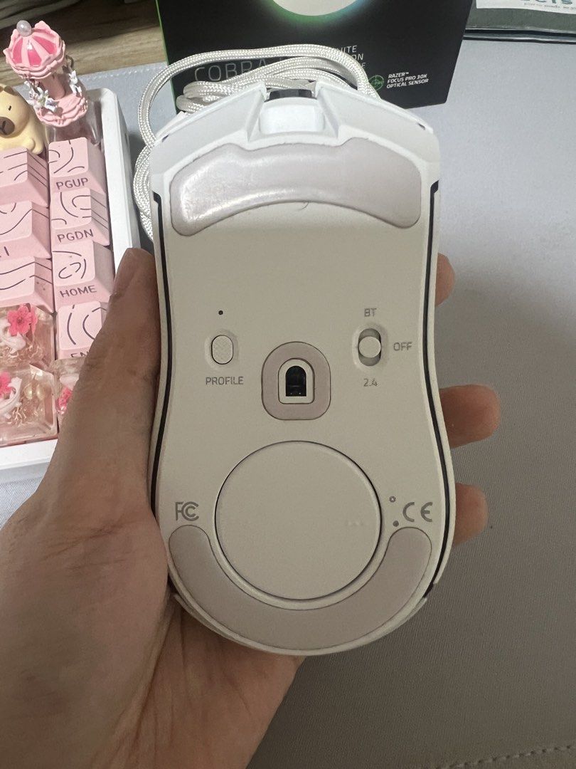 Razer Cobra Pro White Edition Wireless Gaming Mouse (Category: Mouse & Mousepads) located in Quezon City. Submitted by royal.laileenchen (Listing ID 1463657801, Image 3). Description: - Limited Edition White Razer Cobra Pro Wireless Gaming Mouse - Versatile Connectivity: Bluetooth and 2.4GHz wireless - 10 Customizable Controls for personalized gameplay - Stunning Razer Chroma RGB Lighting with 11-zone underglow - High-Performance Razer Focus Pro 