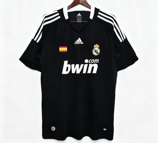 (Category: ) located in . Submitted by calcio_sport_jersey (Listing ID 1463717076, Image 1). Description: .