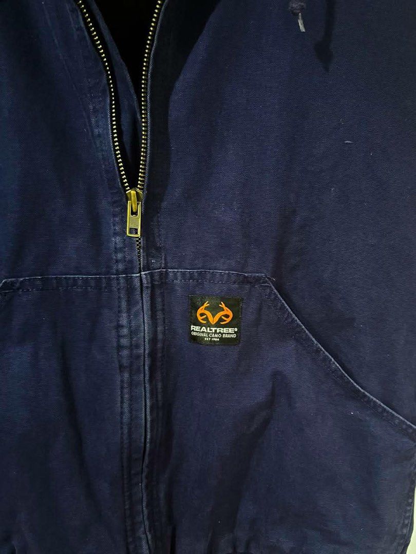 Realtree active jacket (Category: Coats, Jackets and Outerwear) located in Tuguegarao City. Submitted by thriftnidelll (Listing ID 1463680048, Image 3). Description: .