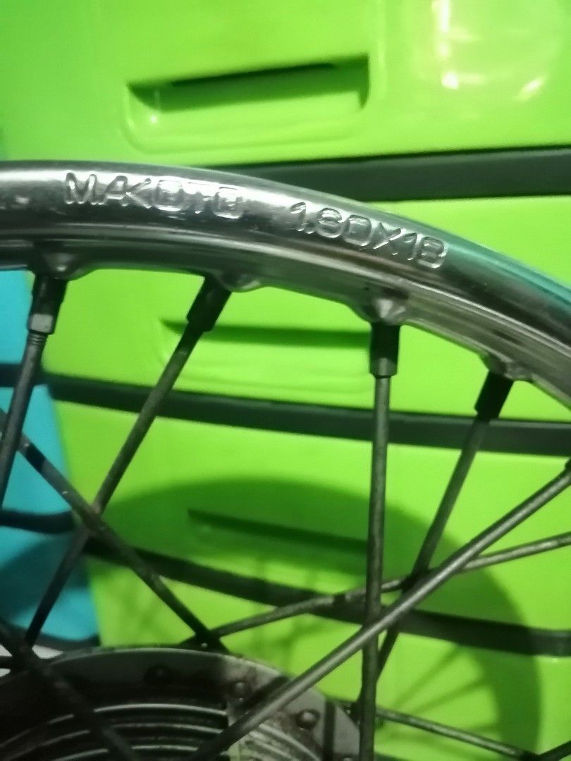 Rear Rim 1.6 x 18 (Category: Tires & Rims) located in Pateros City. Submitted by romferarc333 (Listing ID 1463655161, Image 3). Description: Makoto Rear Rim set 1.6 x 18 Good as new. Needs cleaning or buffing ng hub.