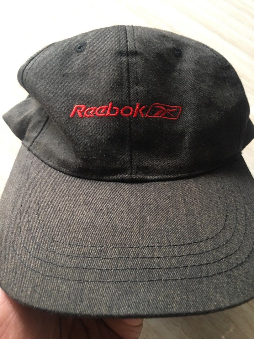 reebok cap (Category: Caps & Hats) located in Marilao. Submitted by joelheather02 (Listing ID 1463558602, Image 1). Description: .