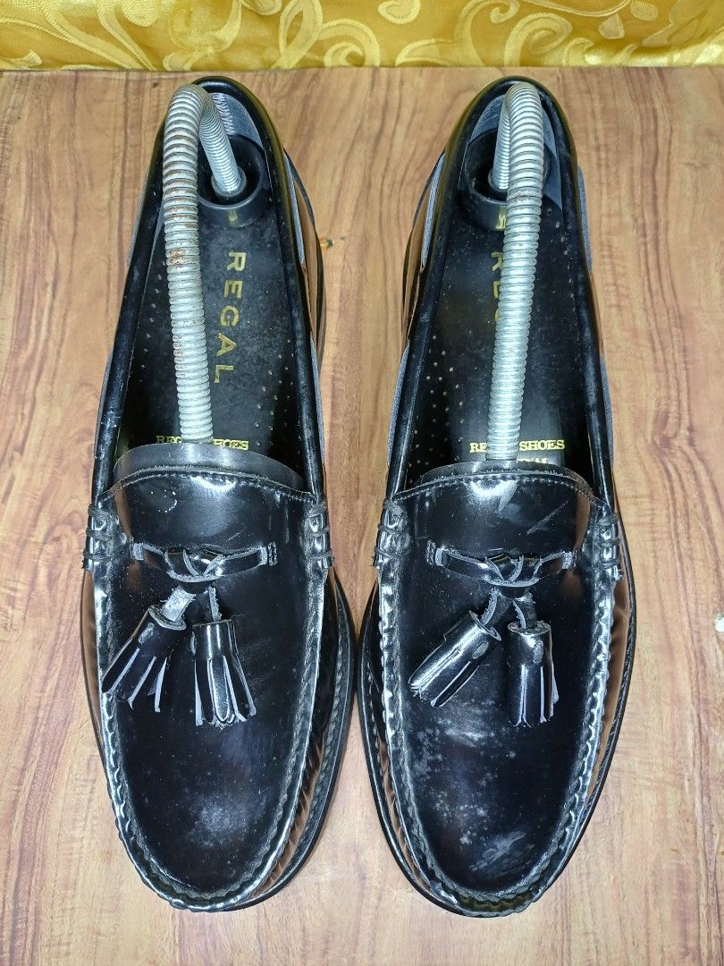 Regal Tassel Loafers ◾️👞 (Category: Dress Shoes) located in Quezon City. Submitted by jstreetsole (Listing ID 1463576486, Image 3). Description: Regal Tassel Loafers ◾️👞 Size 7 / 41 , 25 cm 📏 ✅Secondhand ✅Excellent Condition ✅Leather ✅️Made in Thailand •💰 Payment Method. G-cash or meet up around Qc Commonwealth - Cod Along Metro manila •Can do Via. -Lalamove 🏍 -Jnt 🚌 -Lbc 🚌 Price: 2k Direct message for more details..