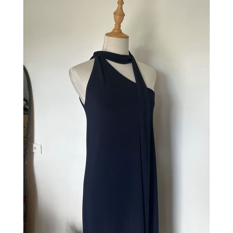 Rhipes Backyard One Shoulder Dress (Category: Dresses) located in Taguig. Submitted by mryjwll (Listing ID 1463603382, Image 1). Description: - Navy blue maxi dress & Powder Blue - Halter neck with a stylish, multi-way scarf detail - Sleeveless design - Fabric with a beautiful drape - Ideal for special events or a night out - Fits true to size ₱300 each.
