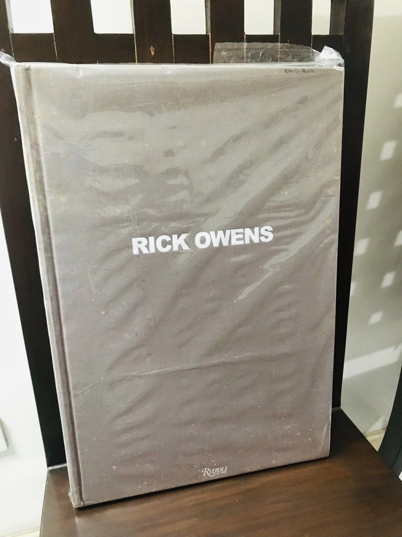 Rick Owens Monograph 1st Edition 2011 (RARE) (Category: Storybooks) located in Quezon City. Submitted by regiegeorg77224 (Listing ID 1463605085, Image 1). Description: Hard to find (Rare) Large format (Oversized) Hardcover Rizzoli Monograph First Edition 12.8 x 18.4 inch 4.82 Kg QC area Lalamove Bank transfer .