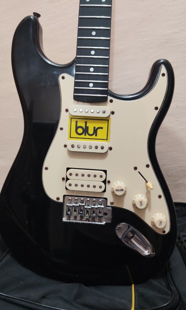 RJ STRAT HSS FOR SALE RUSH (Category: Musical Instruments) located in Caloocan City. Submitted by davidcasti10189 (Listing ID 1463589849, Image 2). Description: RUSH!✨FS✨: RJ guitars HSS stratocaster black and white 🎸 makati area. Working all wiring and pickups. Issues: missing fret nut and minimal scratches (unnoticeable) w/padded bag🎒 Reason for selling: tambak na kasi and barely used. 3,400 (negotiable) Dm for more info..