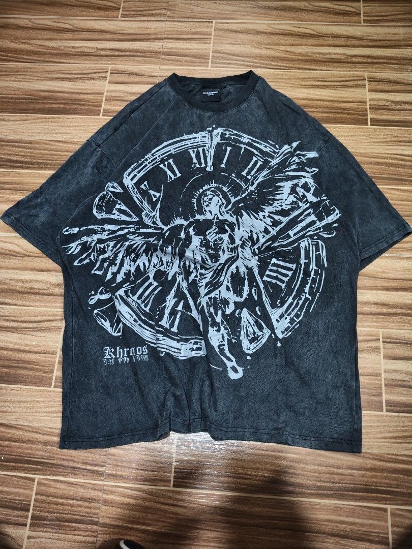 Rocawear Khronos God Of Time (Category: Tshirts & Polo Shirts ) located in Caloocan City. Submitted by joksgallery (Listing ID 1463574502, Image 1). Description: GOOD AS NEW.