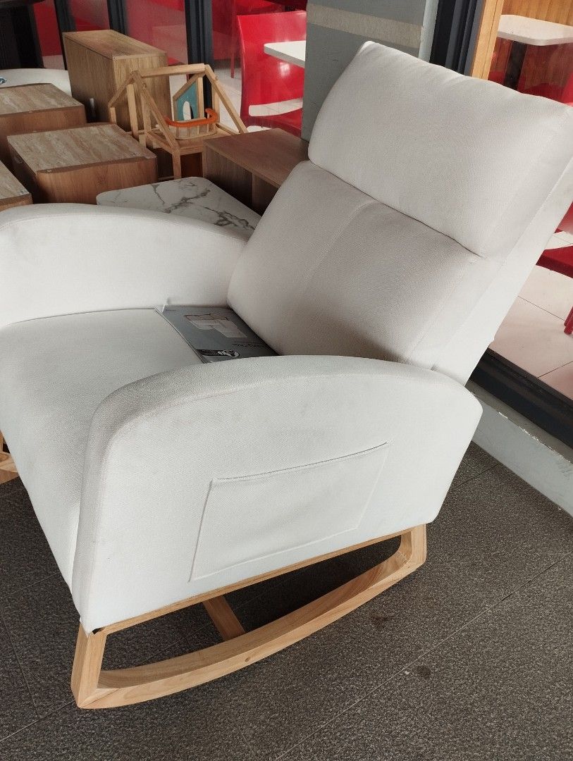ROCKING CHAIR (Category: Chairs) located in Caloocan City. Submitted by dhiony (Listing ID 1463585018, Image 2). Description: -ROCKING CHAIR -SOHL FURNITURE - WE ACCEPT CARD PAYMENT.