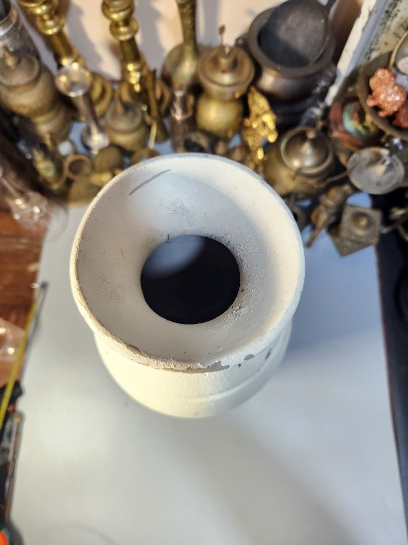 Rustic Decorative Ceramic Vase (Category: Vases & Decorative Bowls) located in Baguio. Submitted by tindahanbagtown2600 (Listing ID 1463616350, Image 2). Description: UK Surplus | Japan Surplus Container Items Location: Baguio City, Benguet 2600 Dropping | Meet-Up | Shipping Nationwide.