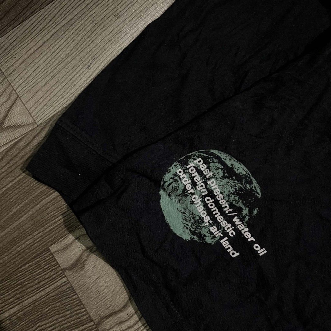 RVCA (Category: Tshirts & Polo Shirts ) located in Tayabas. Submitted by sickfinds (Listing ID 1463674864, Image 3). Description: RVCA longsleeve Size: Large Lazer Print Color rate 9.5/10.