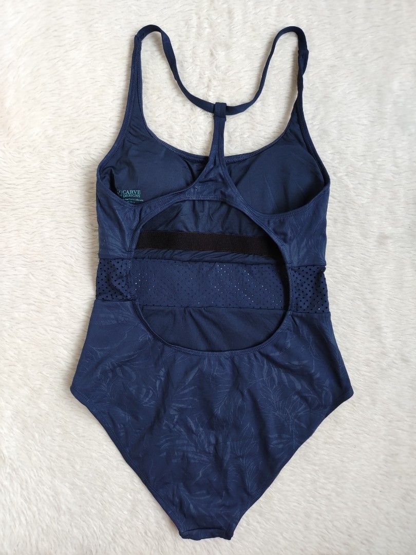 (S) Design Carve Swim (Category: Bikinis & Swimsuits) located in Paranaque City. Submitted by closetbykimkirsten (Listing ID 1463640103, Image 2). Description: 🎀Good Condition 🎀 ✨Brand: Design Carve ⚡Padded (ISSUE: minimal white ink stain) 🪷Size: Small 💸Price: P230 (Non Negotiable) ♦️All Items are PRELOVED in good condition. ♦️Please do manage your expectations. ♦️WASH before USE ♦️BUY at your own RISK 🔥NO RETURN NO EXCHANGE POLICY🔥 ⛔BOGUS 