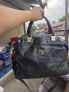 (Category: ) located in . Submitted by venus23 (Listing ID 1463740153, Image 1). Description: .