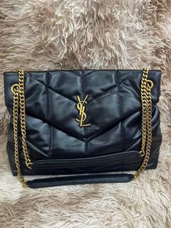 (Category: ) located in . Submitted by bagsandmanymanymore1 (Listing ID 1463700211, Image 1). Description: .