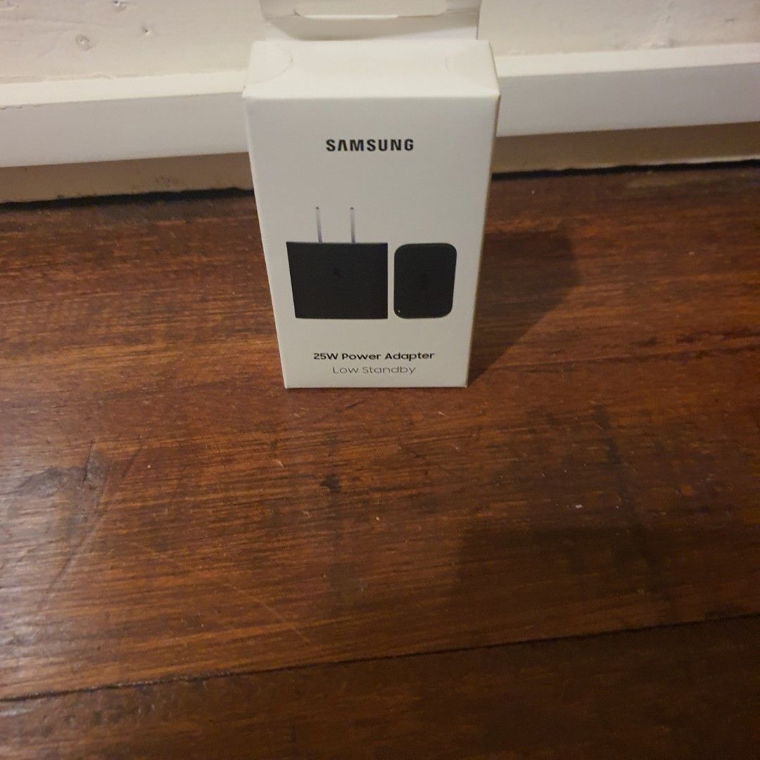 Samsung 25w super fast charger (Category: Craft Supplies & Tools) located in Pasig City. Submitted by mr.bargaindeal (Listing ID 1463561209, Image 1). Description: .