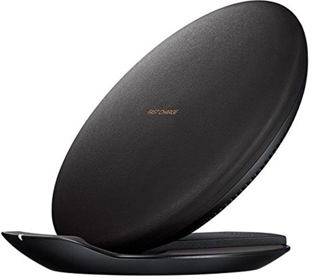 Samsung Fast Charge Wireless Charging Pad Stand EP-PG950 (Category: Chargers & Cables) located in Mandaluyong City. Submitted by elleguh (Listing ID 1463704577, Image 2). Description: .