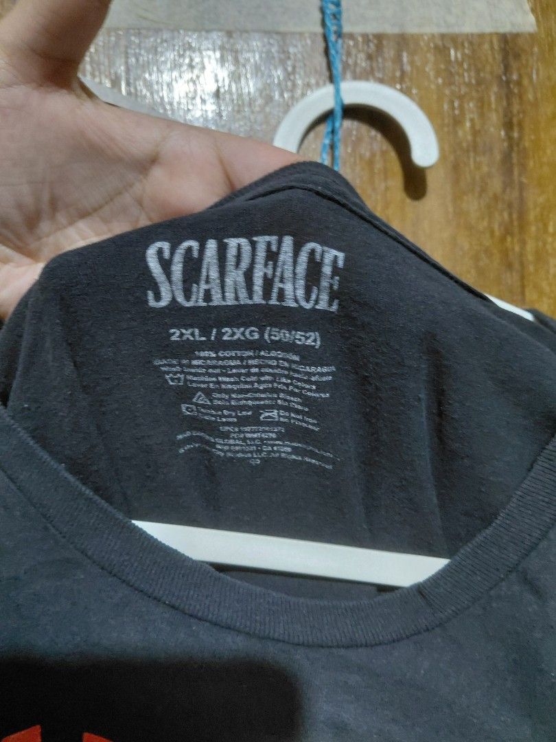 Scarface Long Sleeve T-Shirt (Category: Tshirts & Polo Shirts ) located in Imus. Submitted by frootiloots4103 (Listing ID 1463718411, Image 2). Description: - Black long sleeve t-shirt - Features a Scarface graphic print - Size: 2XL (fits 50/52) - Measurements: 26" wide, 29" long - Material: 100% Cotton - Ideal for Scarface movie enthusiasts OPEN FOR NEGO (best if aspack) 📍Imus, Cavite 4103 Can do meetups within Imus Area 🚚 J&T or Lalamove 📨 D