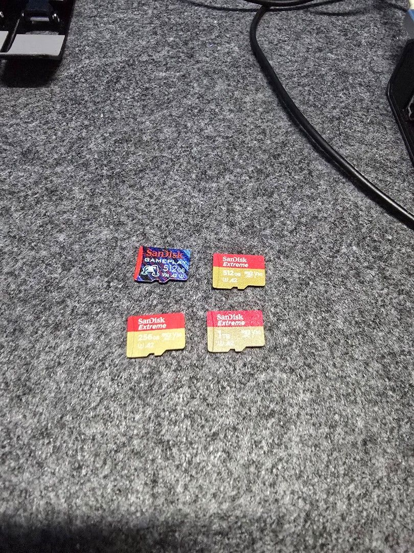 Sd card sandisk extreme (Category: Nintendo) located in Caloocan City. Submitted by jesonvillegas (Listing ID 1463621168, Image 1). Description: 🔥 FOR SALE — SANDISK SD CARDS 🔥 🎮 FULL OF STEAM GAMES! Pili ka lang ng games mula sa available list ko. Fixed price na! 💯 💾 AVAILABLE STORAGE & PRICE: • 256GB SanDisk Extreme — ₱1,800 • 512GB SanDisk Extreme — ₱3,500 • 512GB SanDisk Gameplay — ₱4,000 • 1TB SanDisk Extreme — ₱7,500 ✅ Loaded with Stea