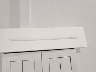 (Category: ) located in . Submitted by apple.outlet (Listing ID 1463599663, Image 1). Description: .