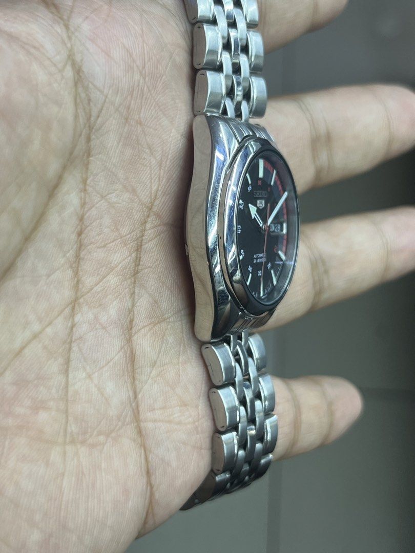 Seiko 5 (Category: Men's Watches) located in San Juan City. Submitted by cal.28horologe (Listing ID 1463620306, Image 2). Description: Seiko 5 Quick details: Movement type : Automatic 38mm case diameter Excellent running condition Everything is working including: Time adjustment Date adjustment Price : ₱3,500php Inclusions: Unit and replacement Box. Location San Juan Greenhills. .