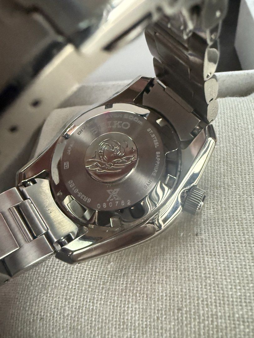 Seiko Prospex SPB185J1 Automatic Divers 200m Watch (Category: Men's Watches) located in Muntinlupa City. Submitted by gargonate (Listing ID 1463630277, Image 2). Description: - Seiko Prospex SPB185J1 - Automatic movement - 200m water resistance - Stainless steel bracelet - Includes original box and papers - Excellent diver watch Only used once then stored again. Price is negotiable! Bought from Seiko Botique 12-24-25.