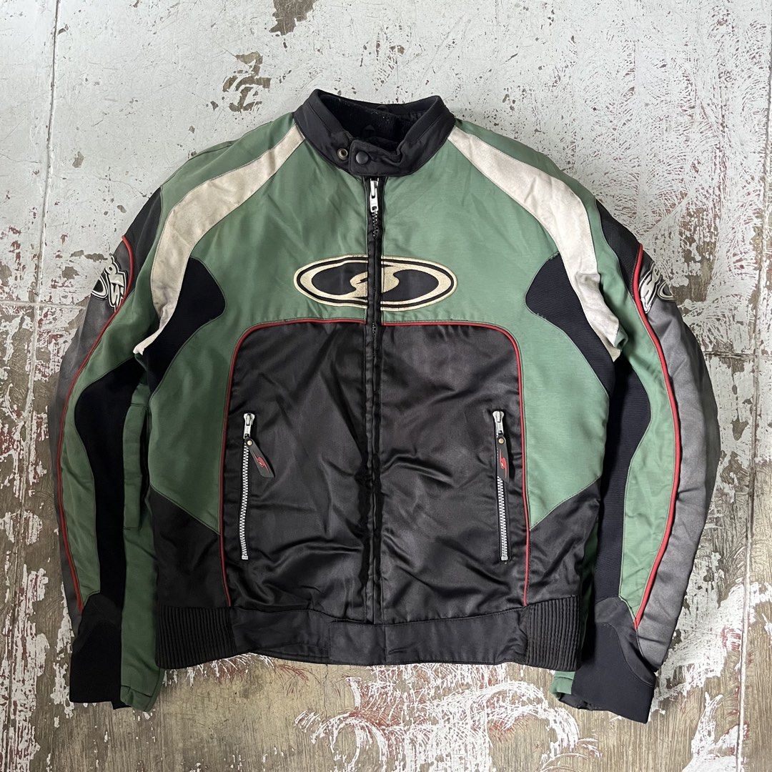 SEOOL’S RACING JACKETS✨ (Category: Coats, Jackets and Outerwear) located in Iloilo. Submitted by anonymous_ph (Listing ID 1463625501, Image 1). Description: SEOOL’S RACING JACKETS✨ LARGE SHOULDER-21 WIDTH P-P 24 LENGTH 25.5 HEM- 20.5 SLEEVE LENGTH FRM ARMPIT- 21.5 CR: 9/10 (NEED WASH ONLY) DM IF INTERESTED 📩 .
