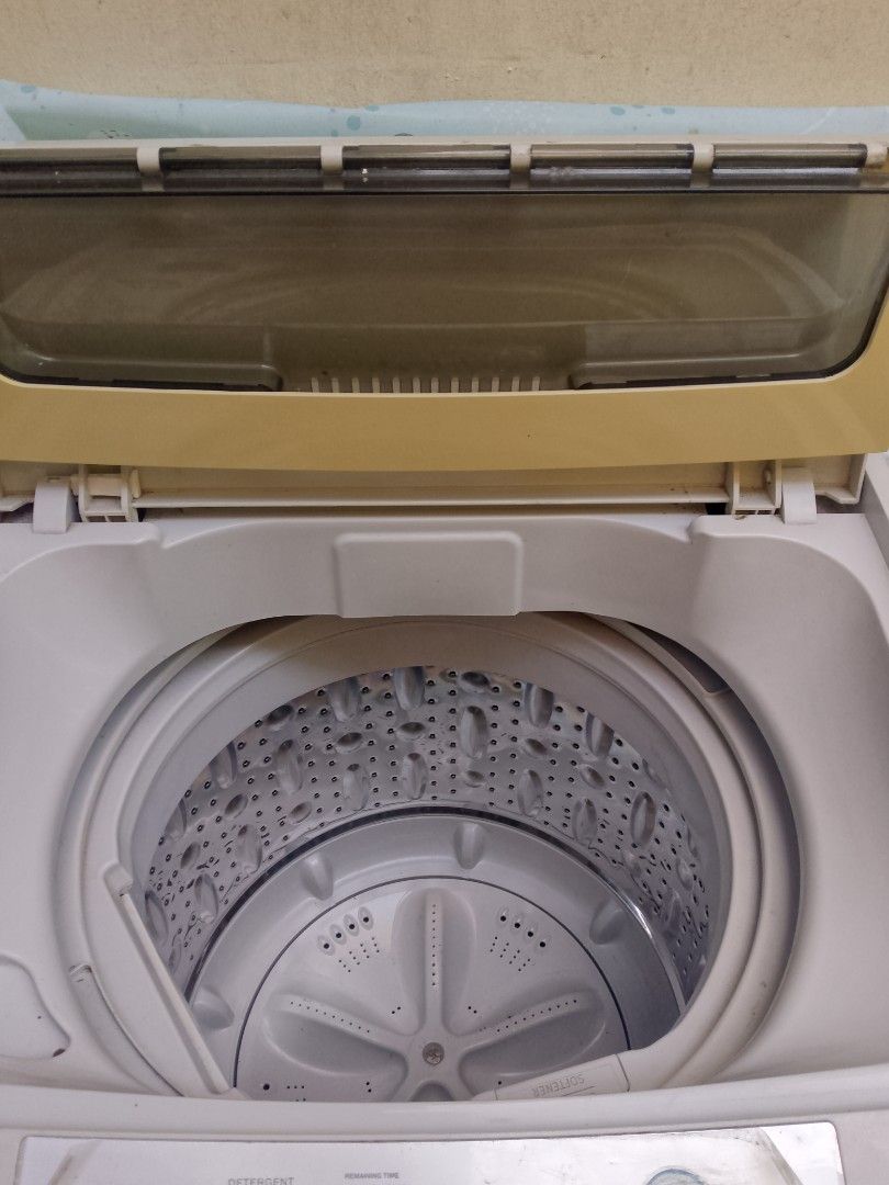 Sharp Automatic Washing Machine 6.5 kg (Category: Washing Machines and Dryers) located in Manila. Submitted by jas_lucky (Listing ID 1463601141, Image 2). Description: No issues, never been repaired but cleaned, just not needed anymore. Bought in December 2024, used once or twice a week, last used in April 2026..