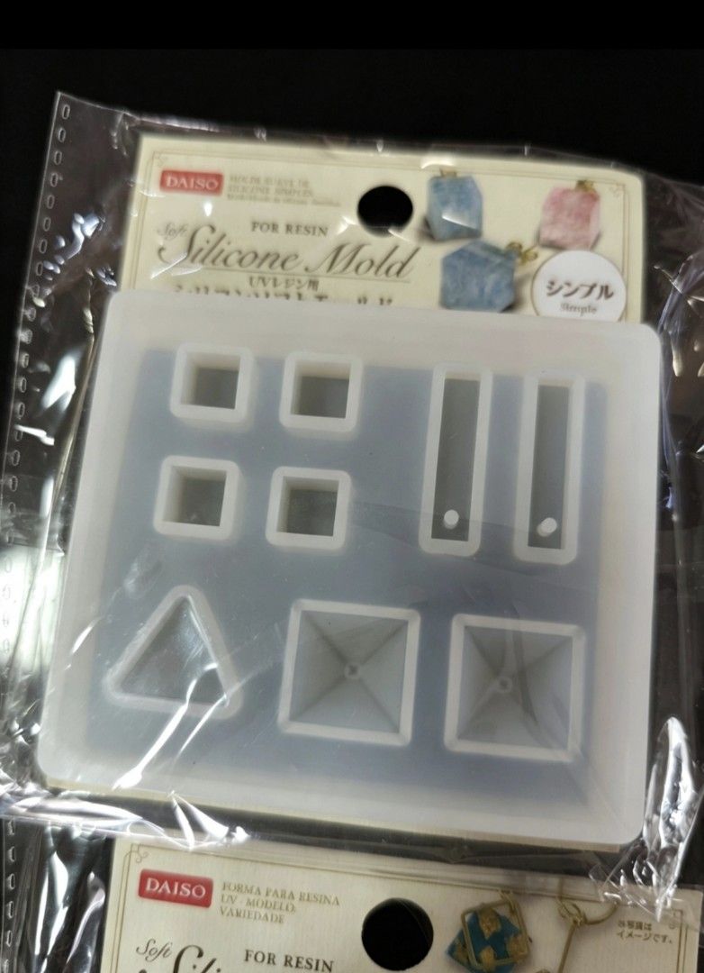 Silicone Mold Resin Craft (Category: Craft Supplies & Tools) located in Makati City. Submitted by khrizaccessories (Listing ID 1463600565, Image 2). Description: Bought in Osaka Japan Daiso For making Resin jewelry accessories.