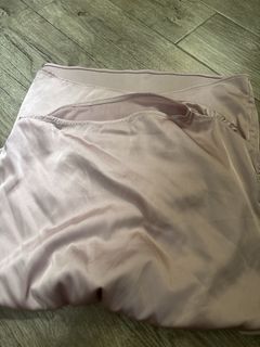 (Category: ) located in . Submitted by clothesloverph (Listing ID 1463600188, Image 1). Description: .