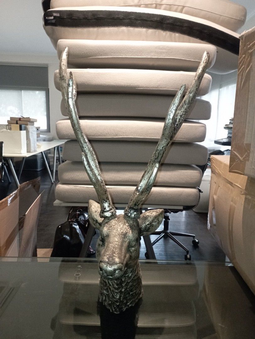 Silver Deer Head Wall Decor with Antlers (Category: Wall Decor) located in Manila. Submitted by _hjmannah (Listing ID 1463669791, Image 1). Description: - Stylish silver deer head wall decor - Features impressive, large antlers - Creates a unique statement piece for any room - Simple and easy to hang.
