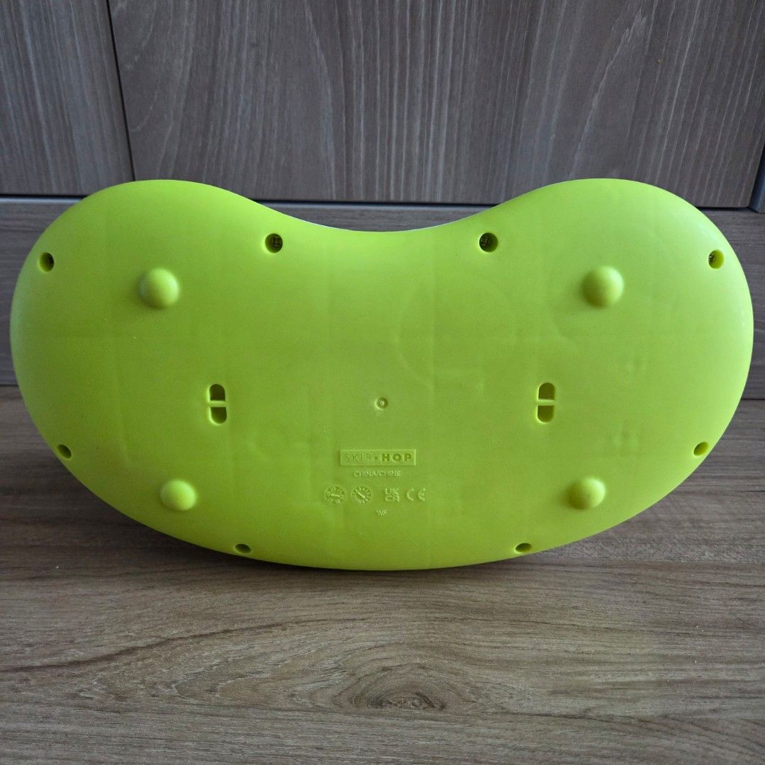 Skip Hop Explore & More Pop-Up Toy (Category: Infant Playtime) located in Taguig. Submitted by badetteg. (Listing ID 1463571307, Image 2). Description: SKIP HOP EXPLORE & MORE POP-UP TOY Condition: 10/10 Price: P900 (negotiable) RFS: Decluttering MoP: Online bank transfer, GCash or cash upon pick-up Delivery: Third-party courier or personal pick-up Location: BGC, Taguig Highlights: • Colorful buttons in classic shapes with counting numbers • Pres