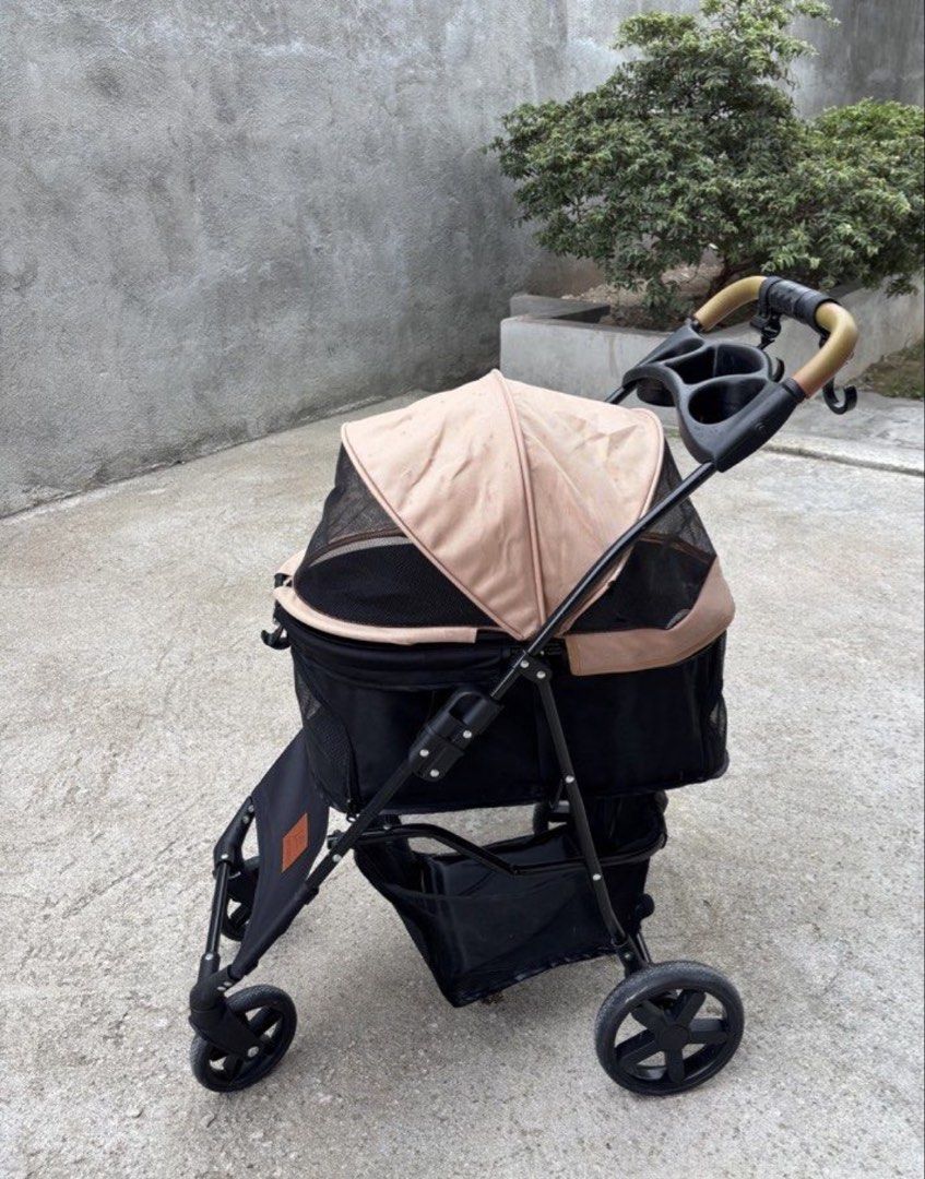 Skisopgo Pet Syroller (Category: Homes & Other Pet Accessories) located in Hermosa. Submitted by _hkrrrr (Listing ID 1463685027, Image 2). Description: As is. Bataan Area..