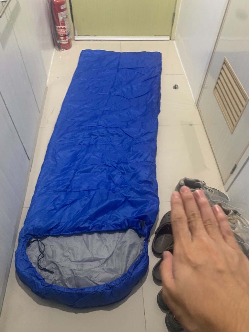 Sleeping Bag Blue (Category: Hiking & Camping) located in Manila. Submitted by melvinjohn14829 (Listing ID 1463669199, Image 1). Description: - Used once only for an overnight NSTP - in great condition .